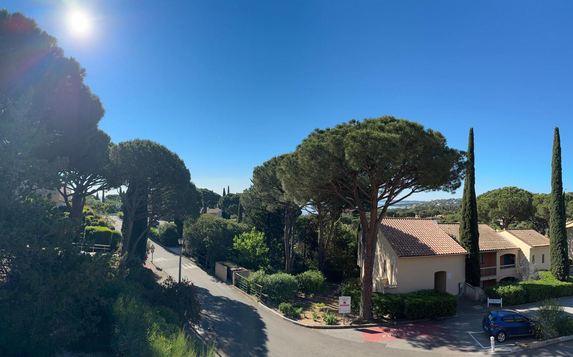 Appartement Vue Mer Avec Balcon Sainte-Maxime Exterior photo